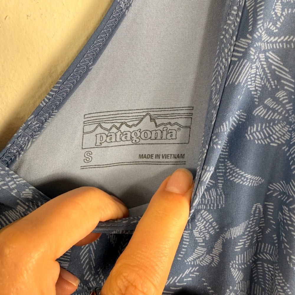 Patagonia Fleetwith Romper Monkey Flower Current Blue 56995 Womens Small - Picture 6 of 9